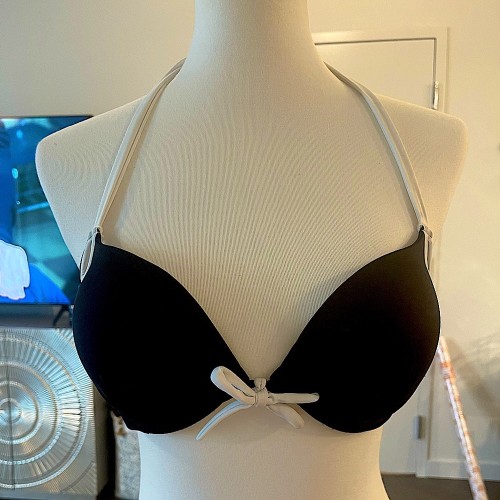 Victoria’s Secret push-up bikini top black and white 34B